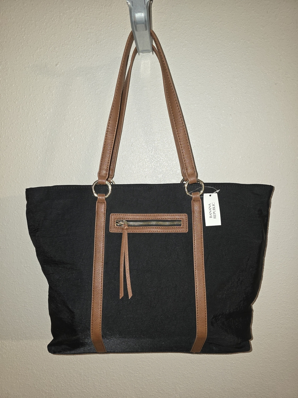 NWT Banana Republic Black Tote Bag – Spacious Everyday Carry